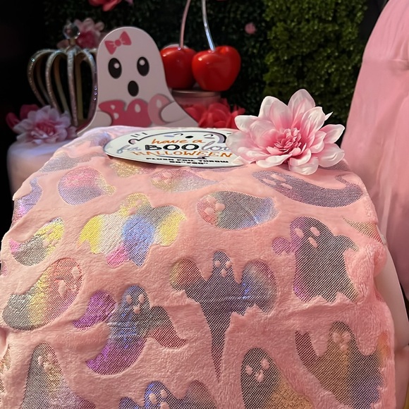 🩷👻Pink ghost foil blanket - Picture 6 of 7